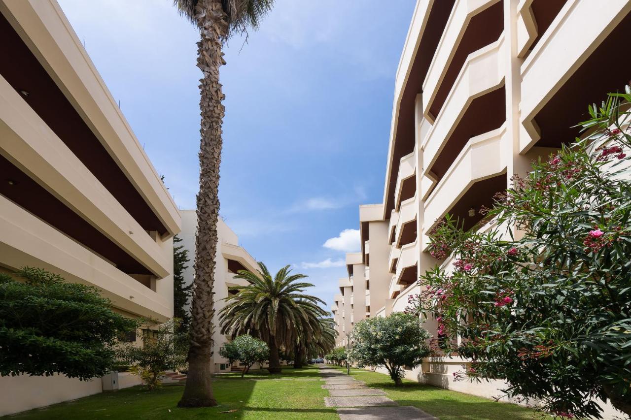 Beira Mar - Empreendimento Iberlagos By Lovelystay Lagos Exterior photo